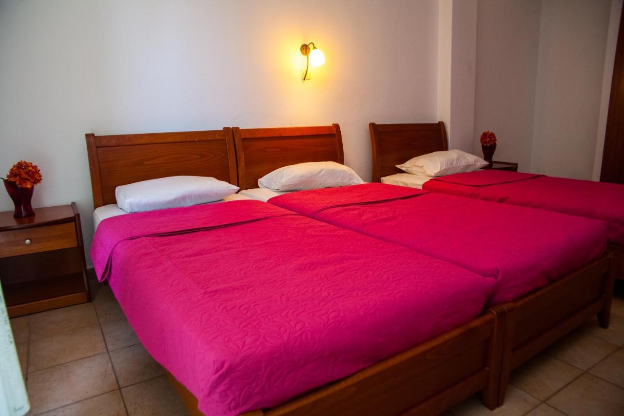 Hotel Adonis Криопиги Экстерьер фото
